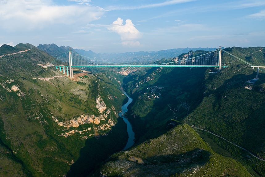 Puente del Gran Cañón de Huajiang (Guizhou, China). Foto: @zhu_jingyang (X)