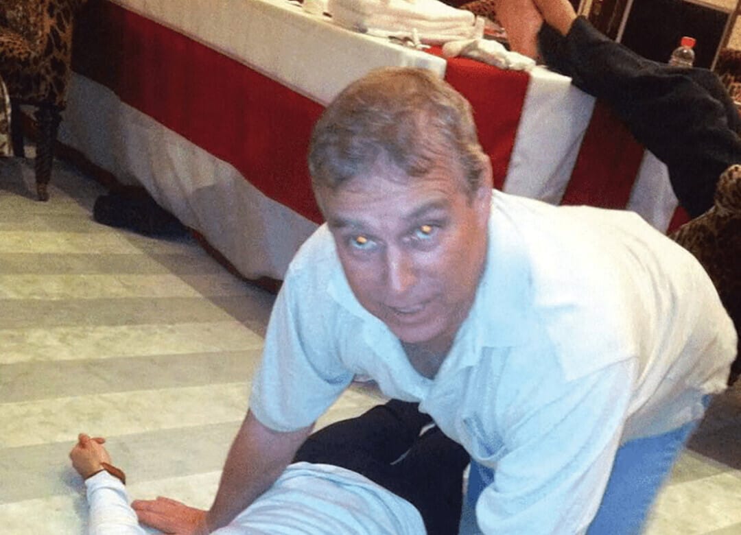 Imagen de los archivos de Epstein donde figura el príncipe Andrew. Foto: Departamento de Justicia de EE.UU.