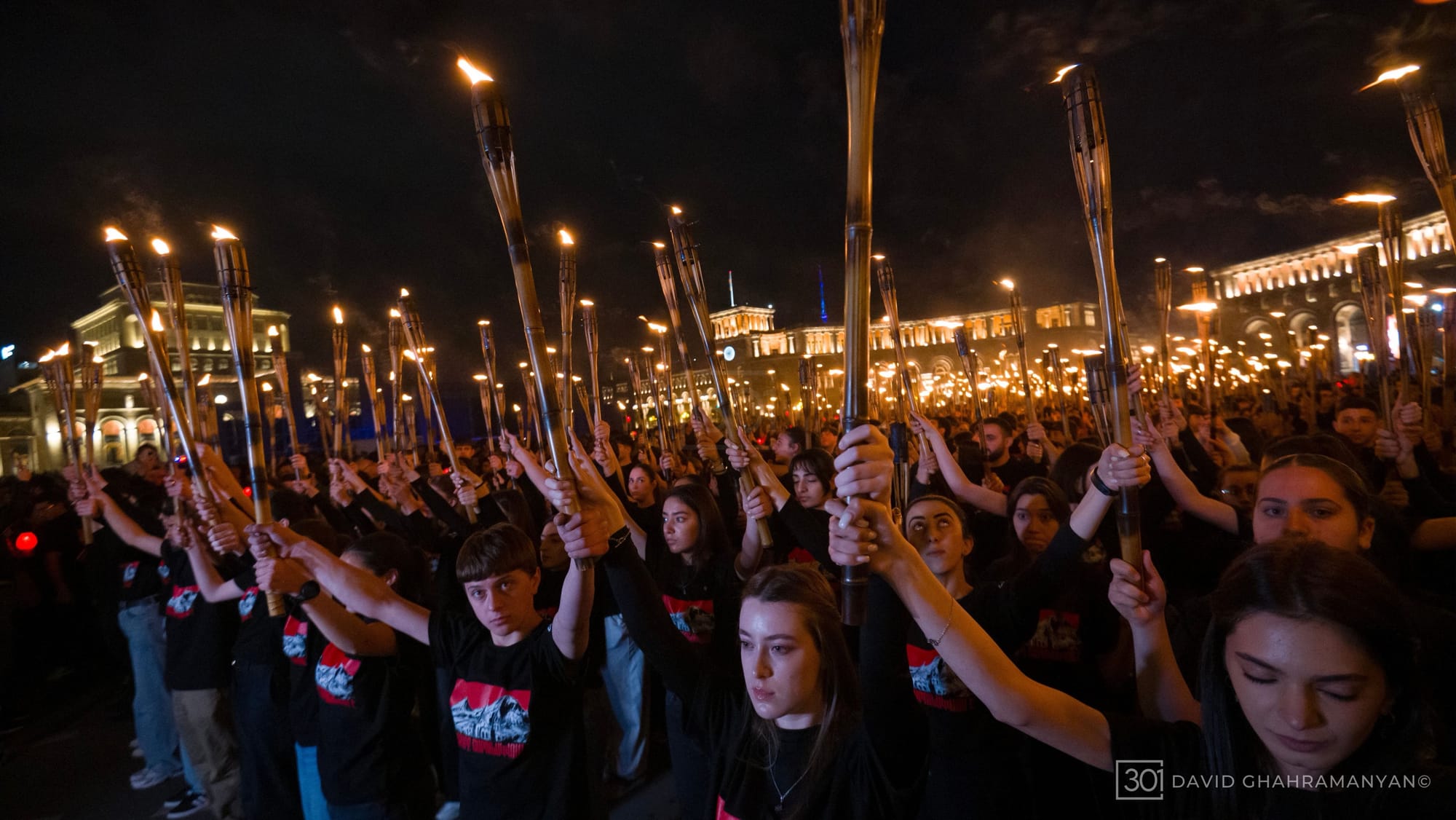 Marcha de las antorchas en Ereván (Armenia). Foto: David Gharamanyan/ vía @301arm (X)