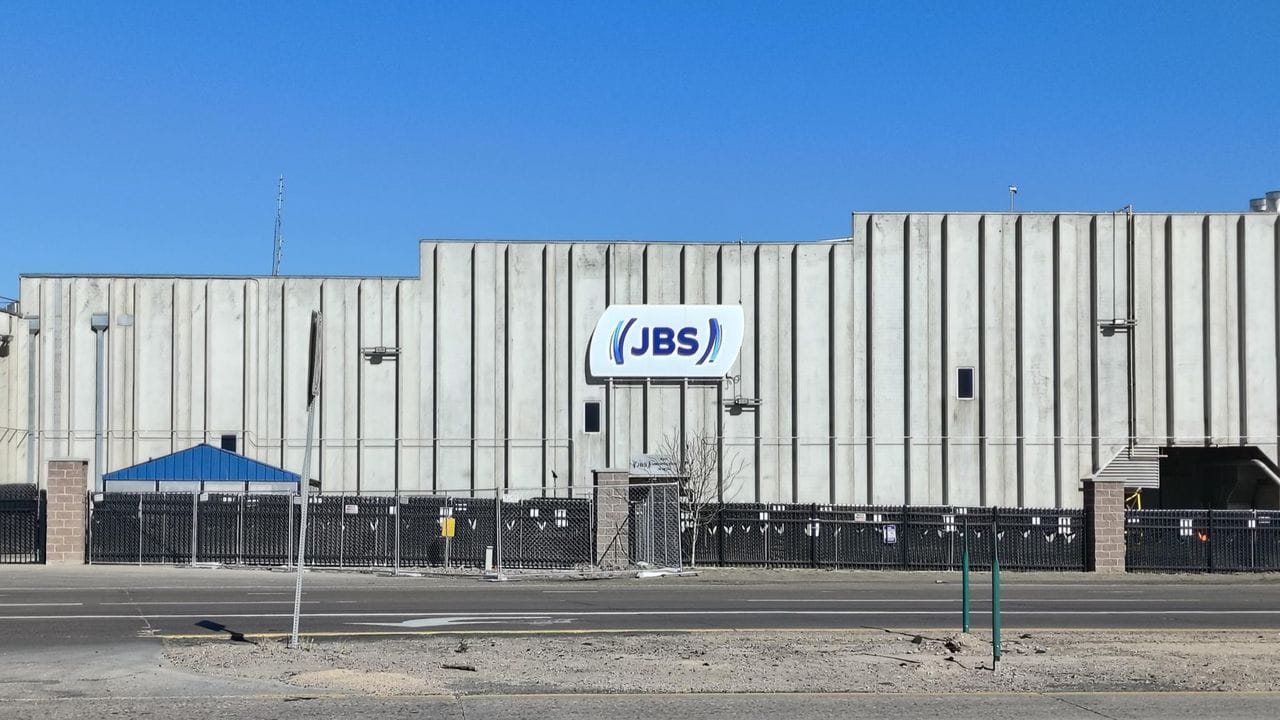 La planta de procesamiento de carne de res de JBS en Greeley, Colorado, 26 de marzo. 2026. Foto: WSWS