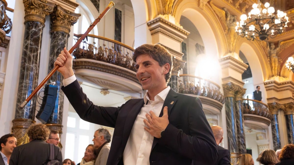 Jon Insausti (EAJPNV) durante su toma de posesión como alcalde de Donostia. Foto: GEDAR LANGILE KAZETA