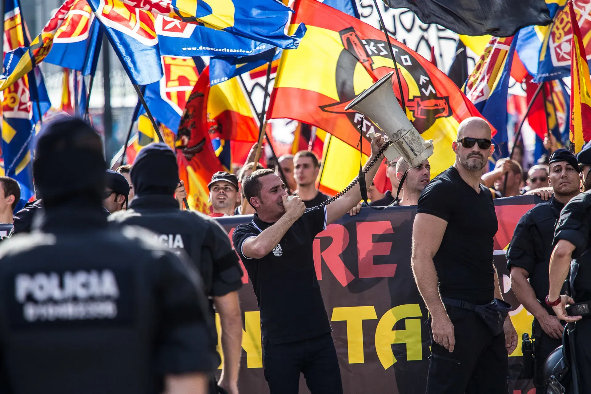 Imagen de archivo de una manifestación de la organización neonazi Democracia Nacional. Foto: Jordi Borràs