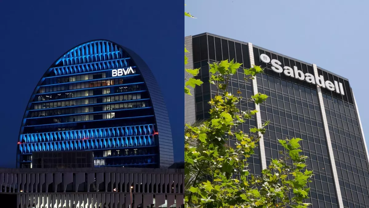 Imagen de archivo de las sedes del BBVA y Sabadell.