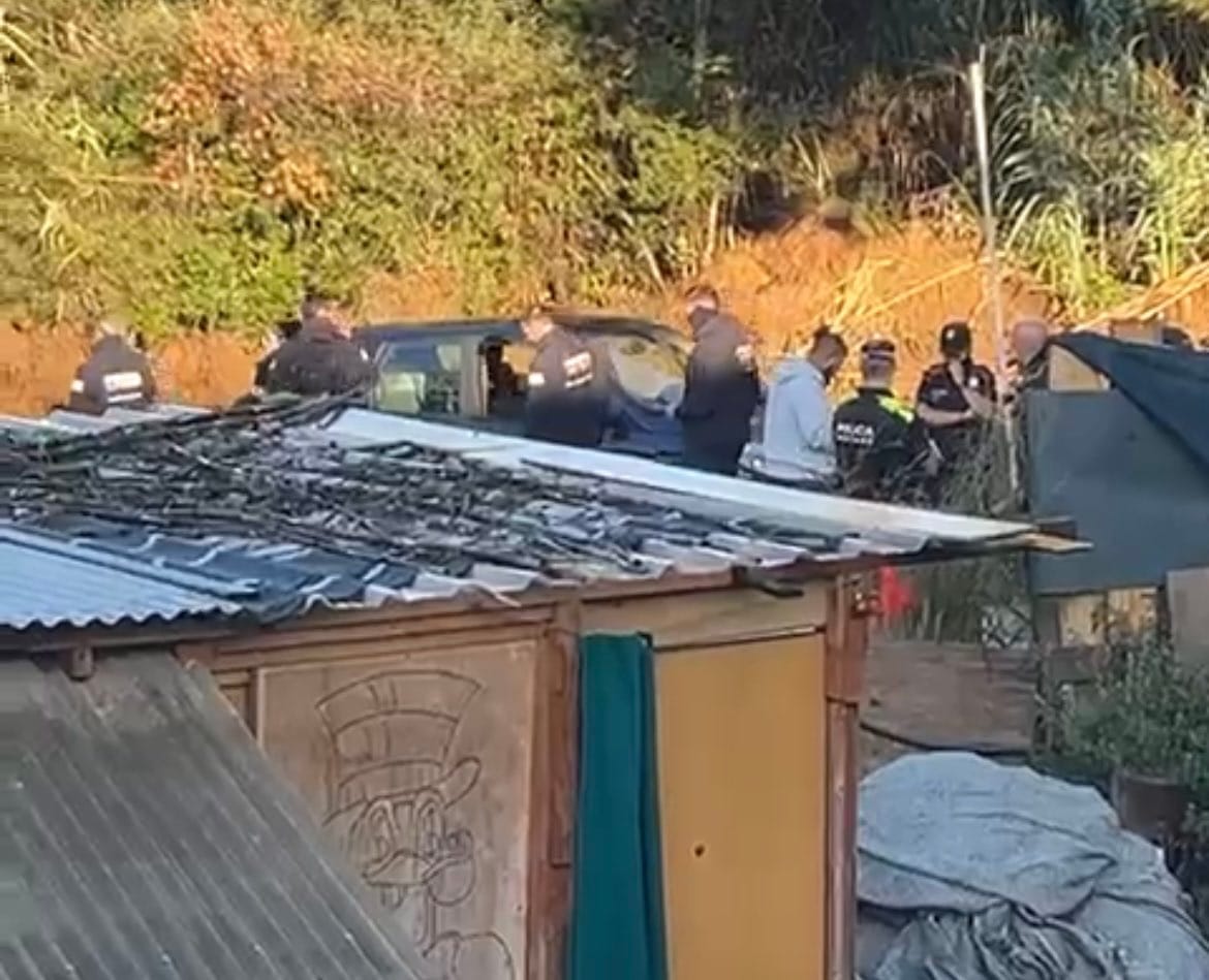 Desahucio de un asentamiento de infraviviendas de Mataró (Barcelona). Foto: SHSC