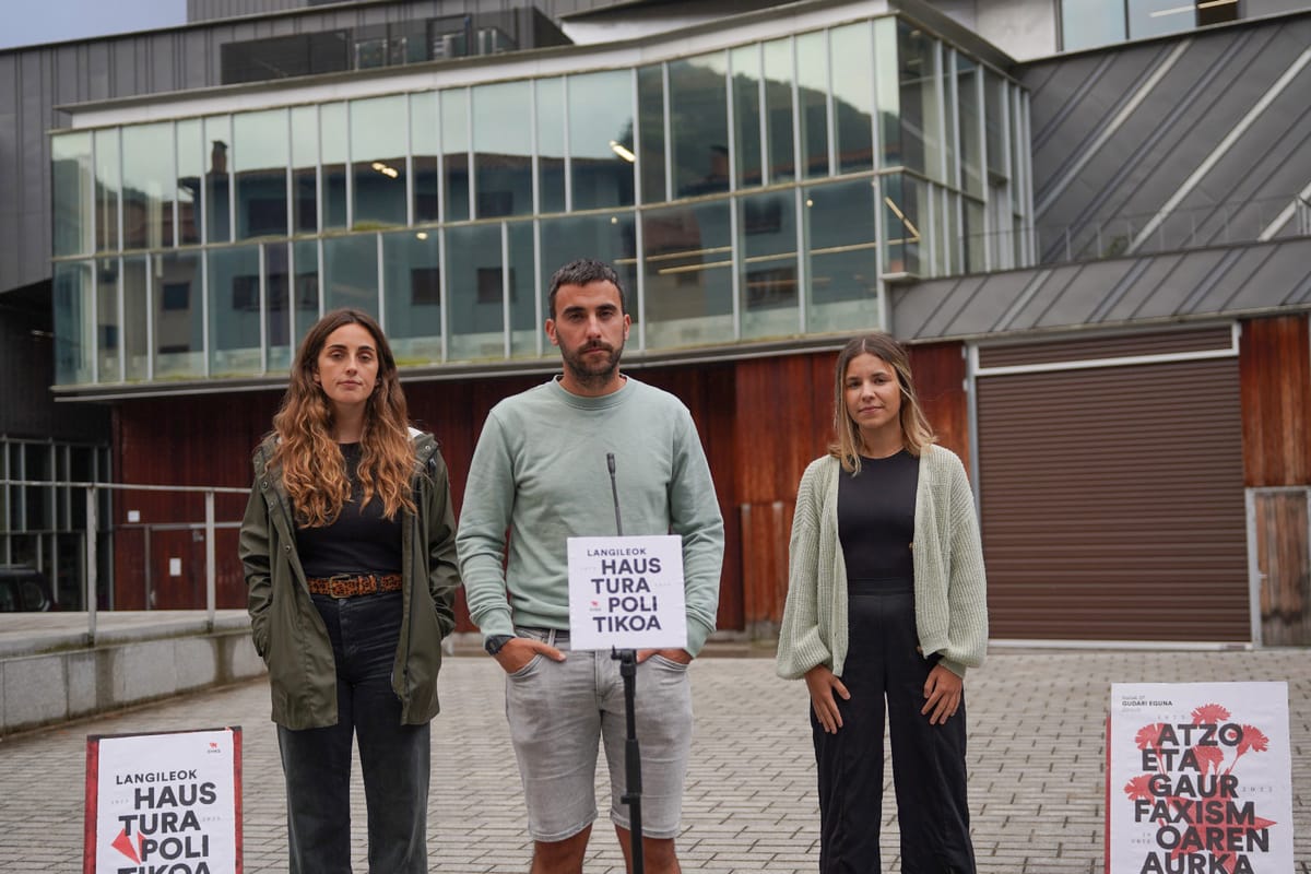 Rueda de prensa de EHKS para presentar su acto del 27-S y la manifestación del 6-D por la ruptura política de los trabajadores. Foto: EHKS/Gedar Langile Kazeta