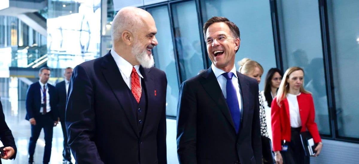 Imagen de archivo de Mark Rutte, secretario general de la OTAN, y Edi Rama, primer ministro de Albania. Foto: @SecGenNATO (X)