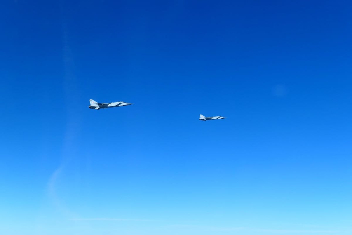 Cazas rusos interceptados por la OTAN. Foto: @NATO_AIRCOM (X)