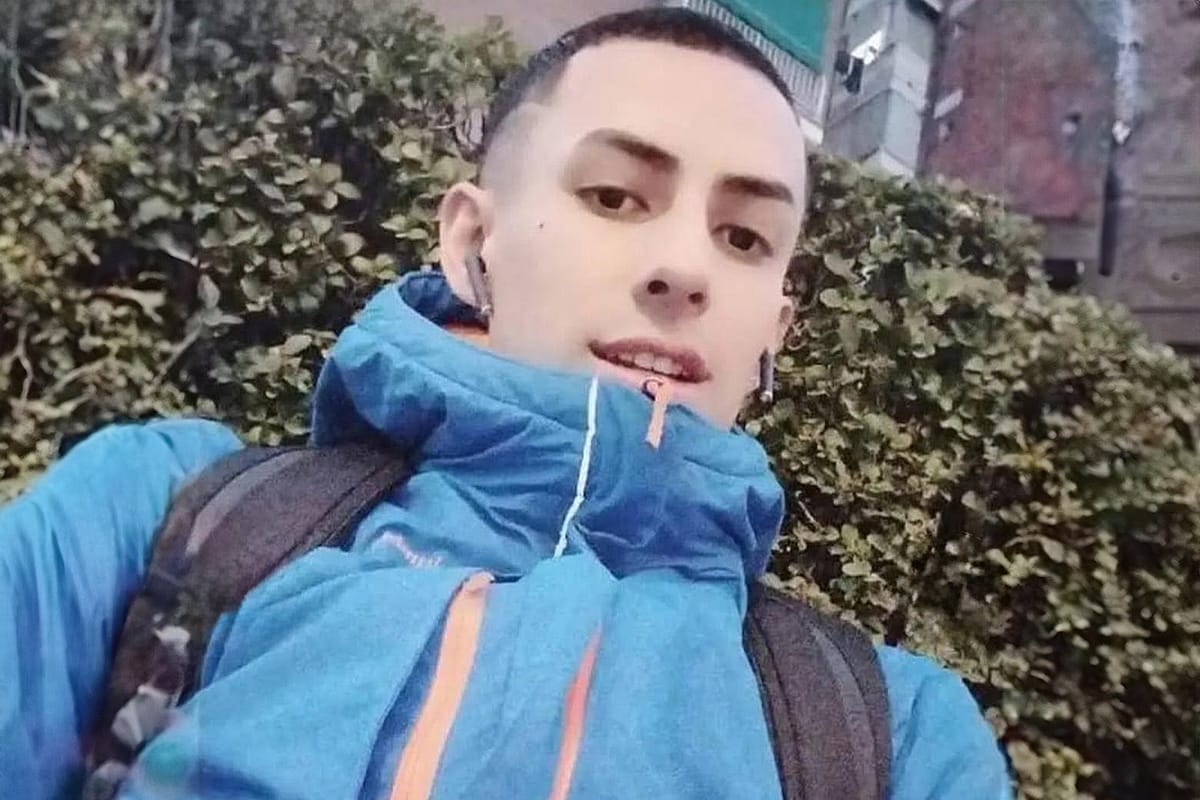 Familiares exigen aclarar la sospechosa muerte de Harold Medina en la comisaría de Sant Boi de Llobregat
