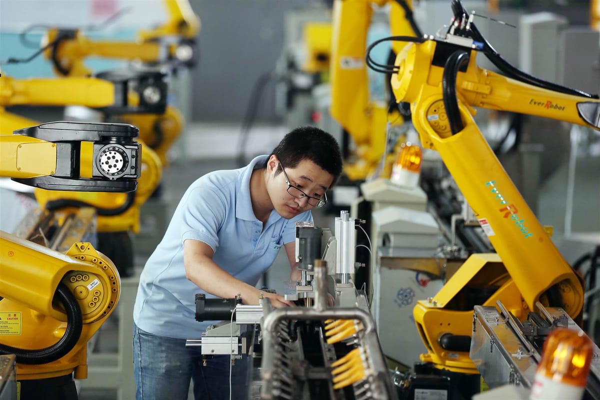 China instala más robots industriales que todo el resto del mundo junto