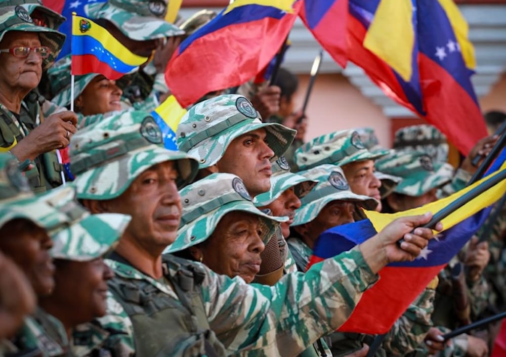 Imagen de archivo de miembros de la Milicia Bolivariana de Venezuela. Foto: vía Al Mayadeen.