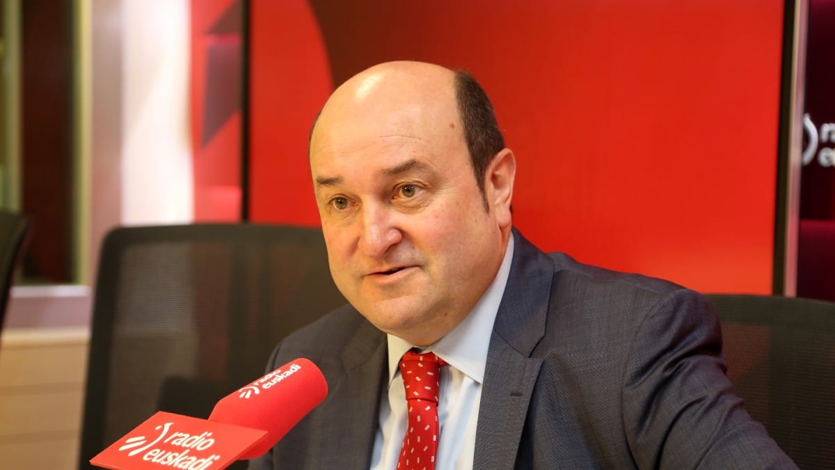 Andoni Ortuzar, expresidente del PNV, ficha como asesor externo en PwC