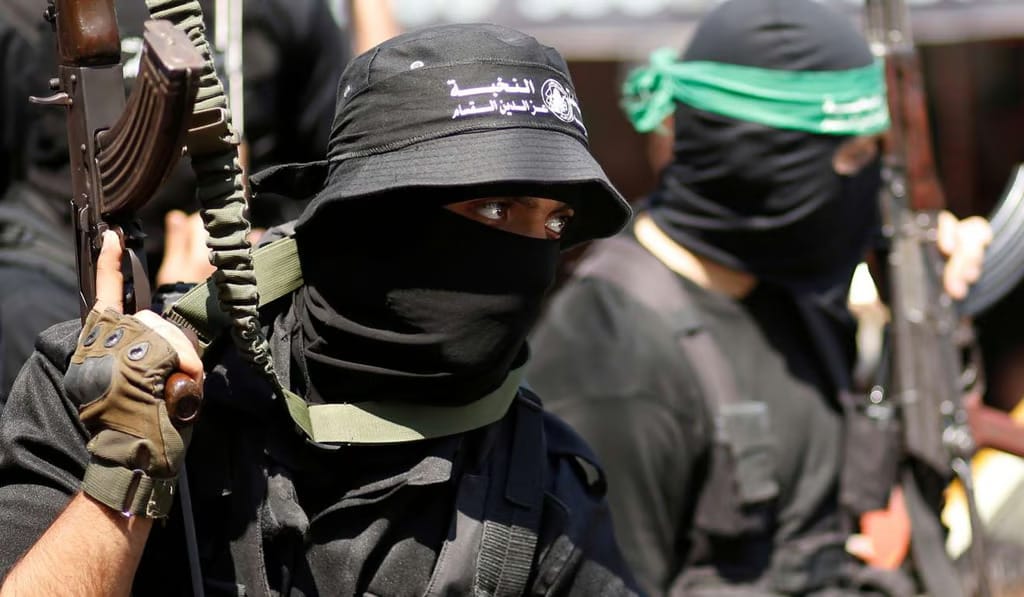 Imagen de archivo de milicianos de las Brigadas Ezzeldin Al Qassam. Foto: Reuters