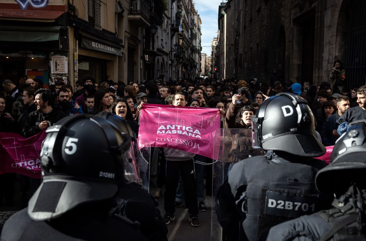 Desalojo de L'Antiga Massana. Foto: horitzosocialista.cat 