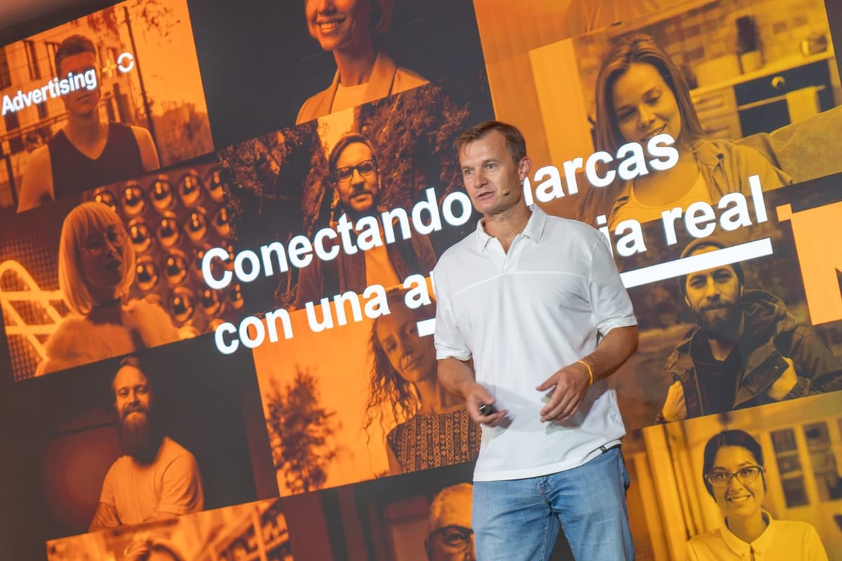 Lanzamiento de “Advertising” de MásOrange. Foto: @MASORANGE_ES (X)