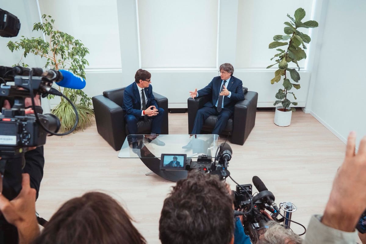 Imagen de archivo de Carles Puigdemont y Salvador Illa. Foto: Carles Puigdemont (X)