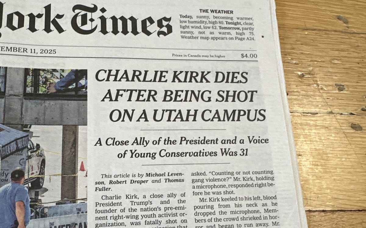 Portada del New York Times tras la muerte de Charlie Kirk. Foto: Ebay