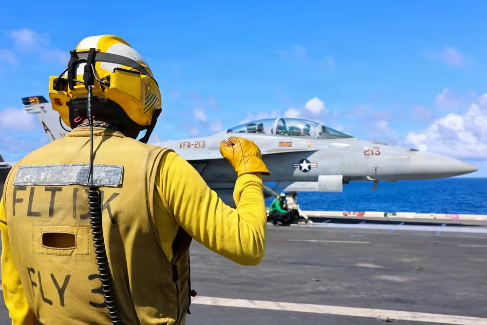 Pista de aterrizaje del mayor portaaviones de EE.UU., el USS Gerald R. Ford. Foto: Jerome Johnson