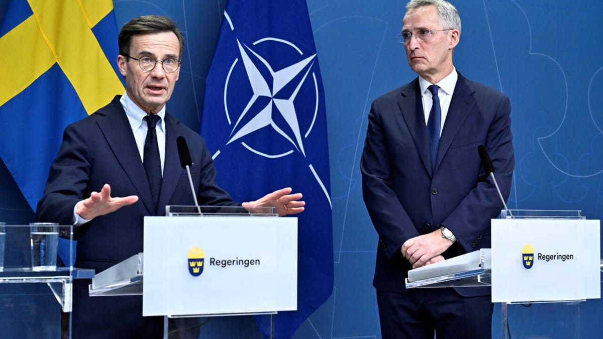 El primer ministro Ulf Kristersson y el secretario general de la OTAN, Jens Stoltenberg. Foto: tellereport.com