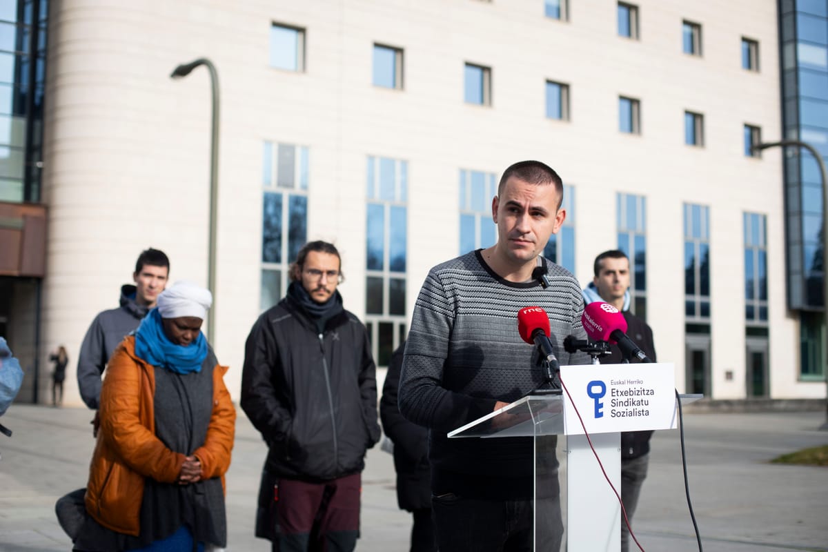 Rueda de prensa del Sindicato Socialista de Vivienda de Euskal Herria. Foto: Sindicato Socialista de Vivienda de Euskal Herria.