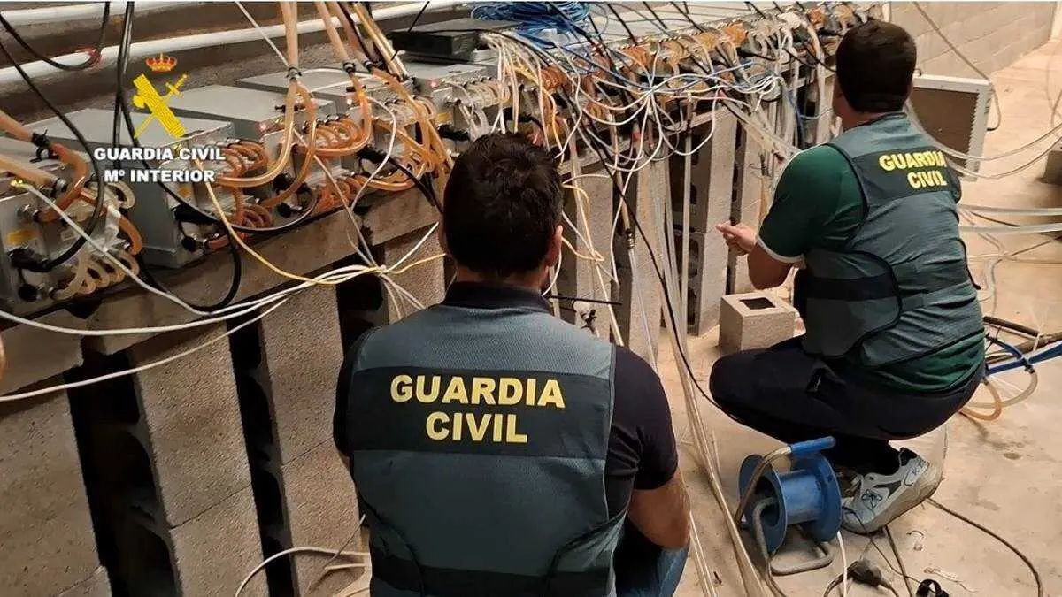 Imagen del interior de la base. Foto: elconfidencialdigital.com