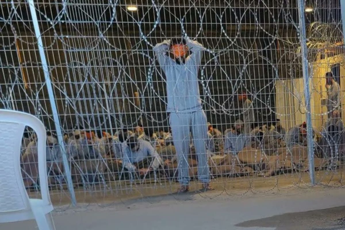 Imagen de presos palestinos en una cárcel israelí. Foto: infolibre.es