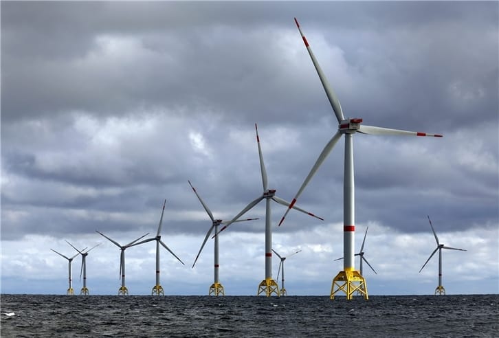 Imagen de archivo de un parque eólico marino. Foto: iberdrola.com