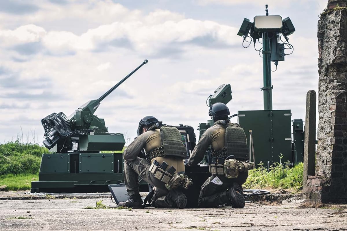 Imagen de archivo de un sistema antidrones. Foto: defense-blog.com