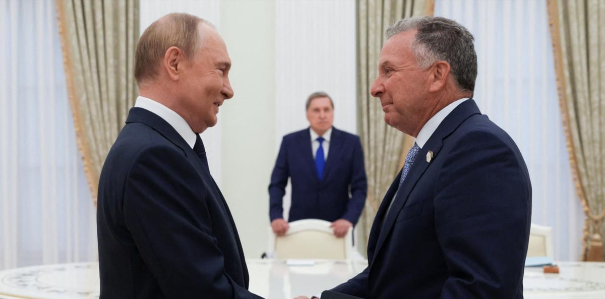 Imagen de archivo de Vladimir Putin y el enviado especial de la Casa Blanca, Steve Witkoff. Foto: Reuters