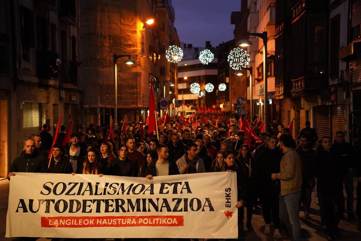 Manifestación de EHKS recorre las calles de Durango. Foto: EHKS
