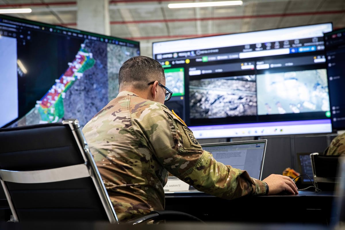 Imagen de archivo de militar estadounidense en el Civil-Military Coordination Center (CMCC). Foto: centcom.mil