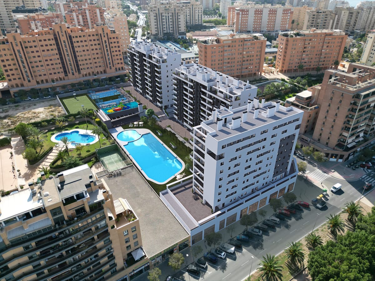 Urbanización Les Naus en Alacant (País Valencià). Foto: fraorgi.com