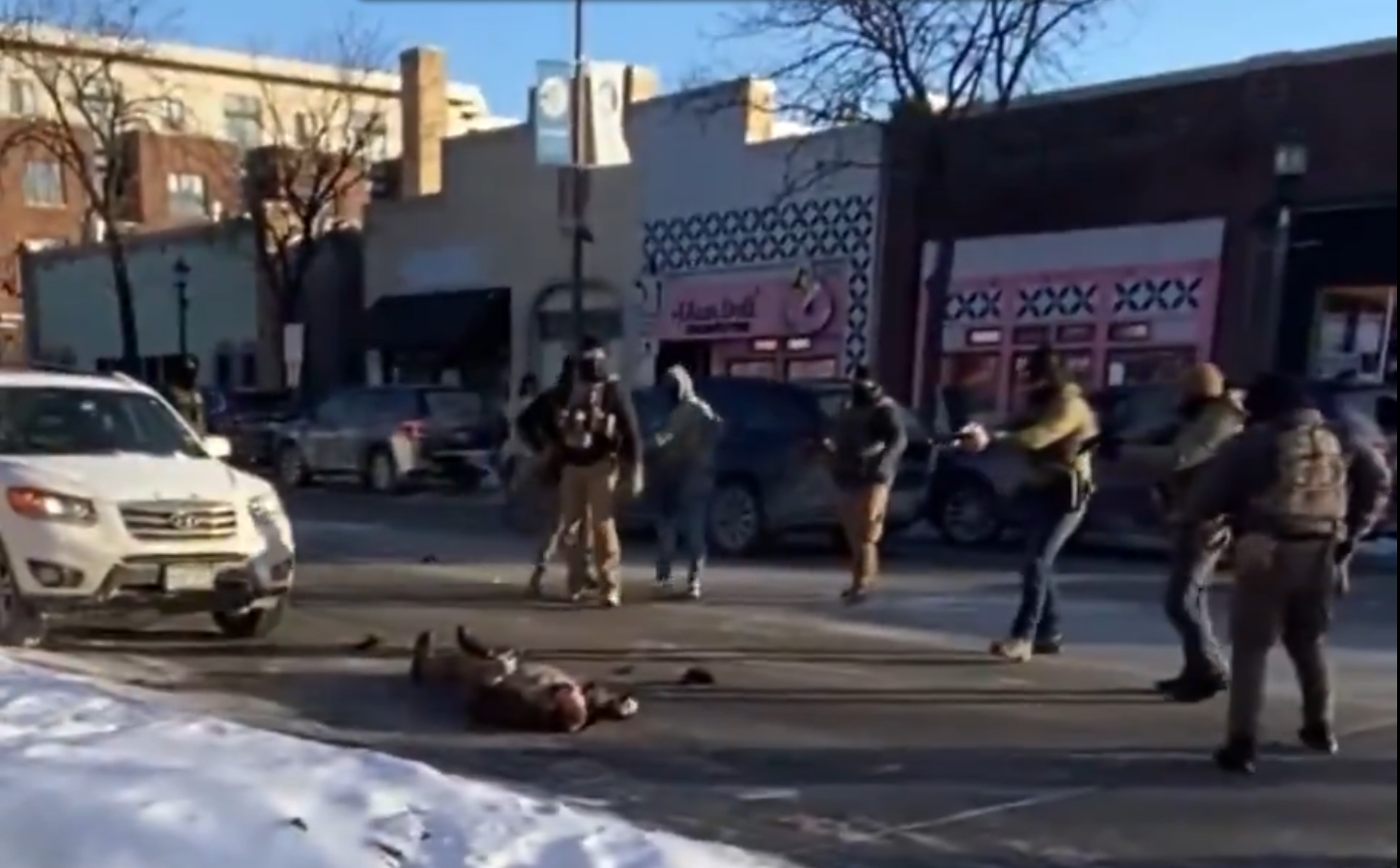 Fotograma de un vídeo del asesinato de Alex Pretti a manos de ICE.