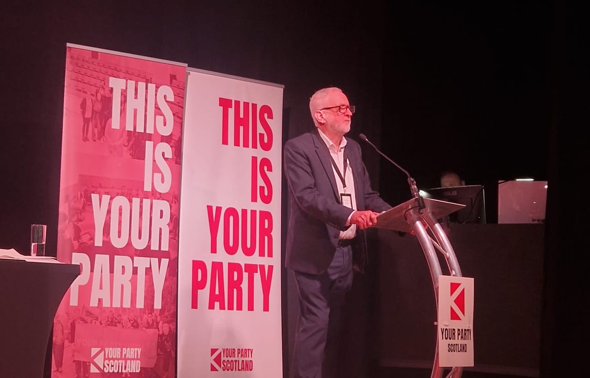 Jeremy Corbyn en un acto del Your Party en Escocia. Foto: @thisisyourparty (X)
