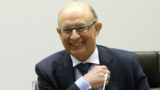 Imagen de archivo del exministro Cristóbal Montoro. Foto: EFE