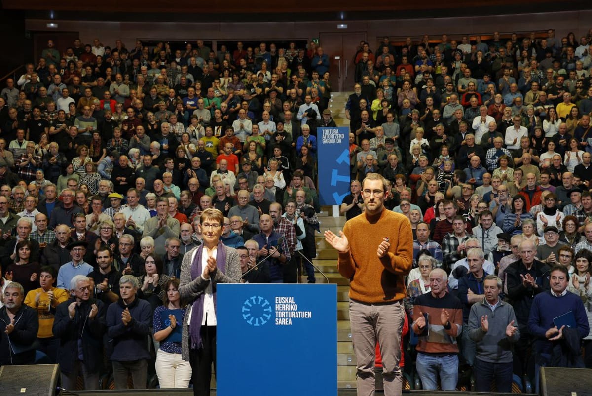 Imagen de archivo de la comparecencia de la Red de Personas Torturadas de Euskal Herria el 15 de febrero de 2025. Foto: @torturatuakEH (X)