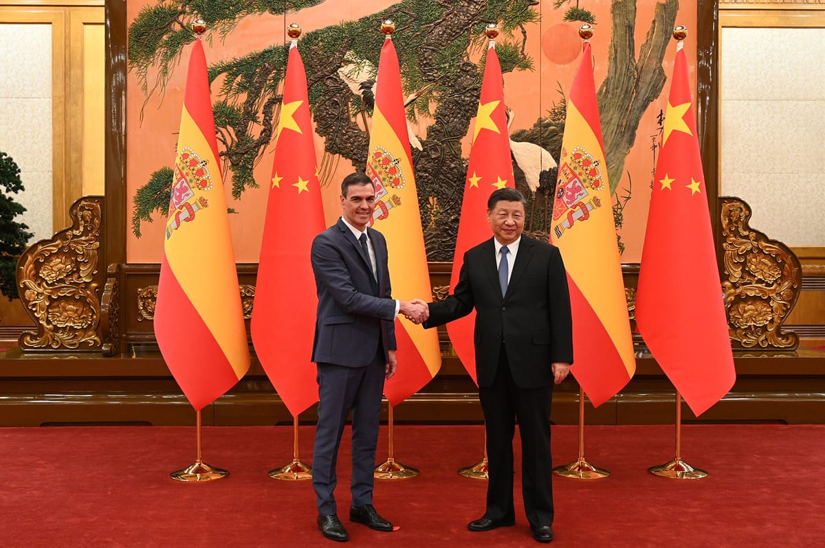 Imagen de archivo del presidente del Gobierno español, Pedro Sánchez, reunido con el presidente de la República Popular China, Xi Jinping. Foto: Pool Moncloa/Borja Puig de la Bellacasa