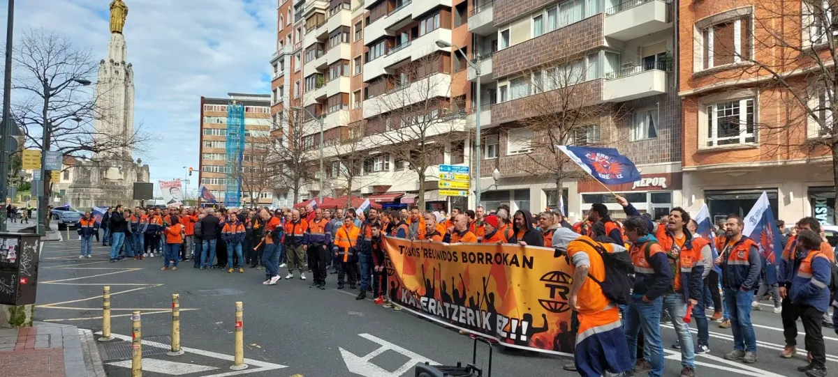 Protesta de los trabajadores de Tubos Reunidos en Bilbo (Bizkaia). Foto: Gedar Langile Kazeta
