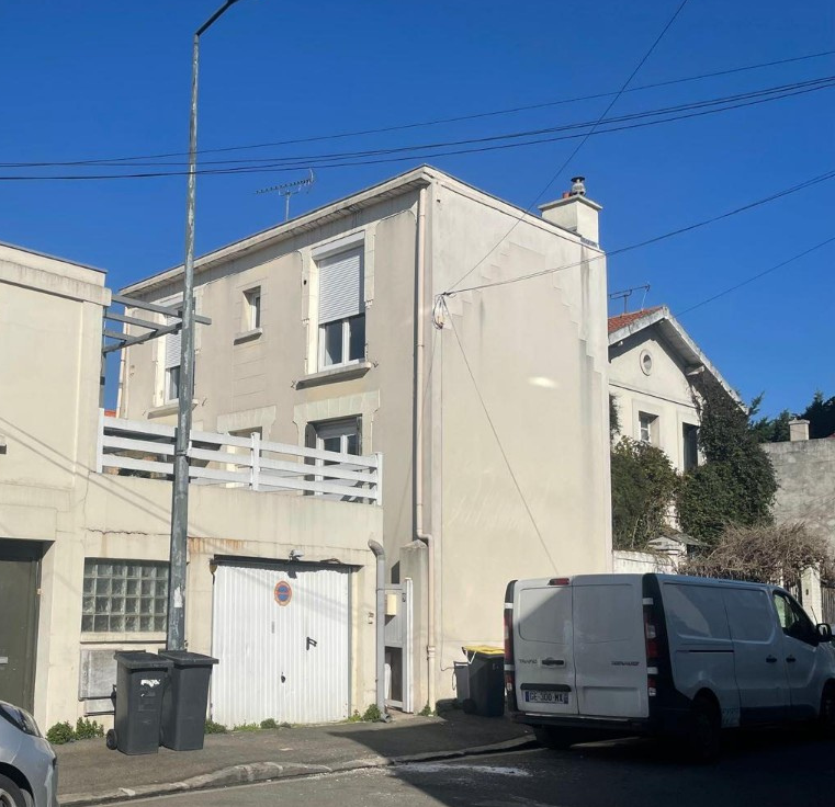 Vivienda en la que residía Dalian Peña en Saint-Denis, a unos nueve kilómetros al norte del centro de París. Foto: Diario Vasco