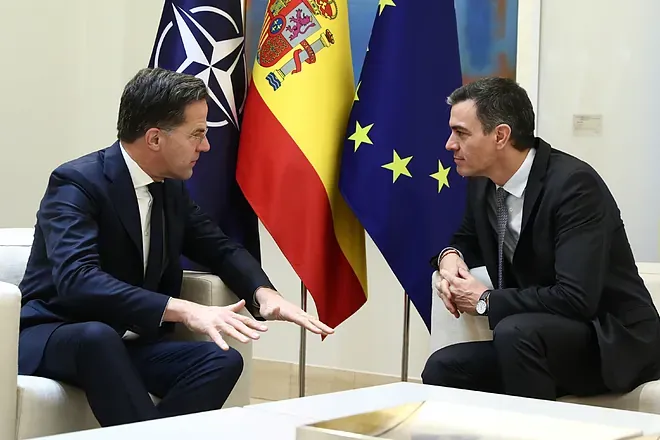 Imagen de archivo de Mark Rutte y Pedro Sánchez. Foto: Pool Moncloa