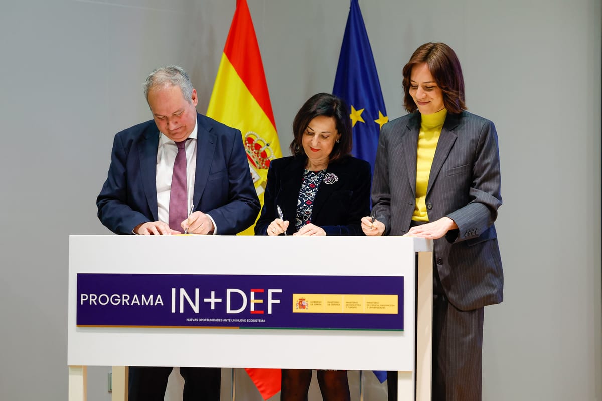 Compromiso Interministerial firmado por Margarita Robles Jordi Hereu y Diana Morant. Foto: @defensagob (x)