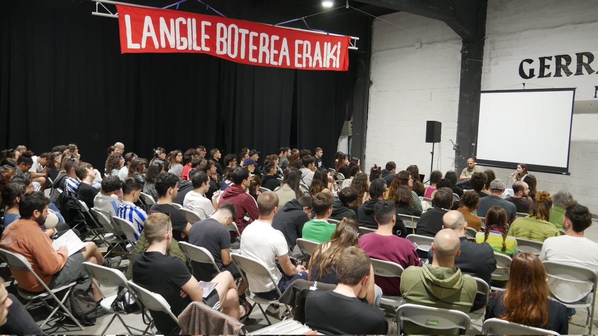 EHKS completa en Donostia la primera gira del documental ‘Cuando surgen los monstruos’