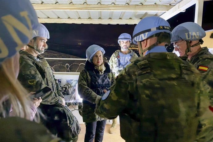 Imagen de archivo de la ministra de Defensa, Margarita Robles, en su visita a la base 'Miguel de Cervantes' en Marjayoun (Líbano). Foto: Ministerio de Defensa