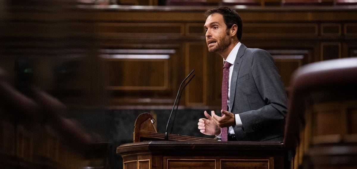 Sergio Sayas en la tribuna del Congreso. Foto: eldiario.es