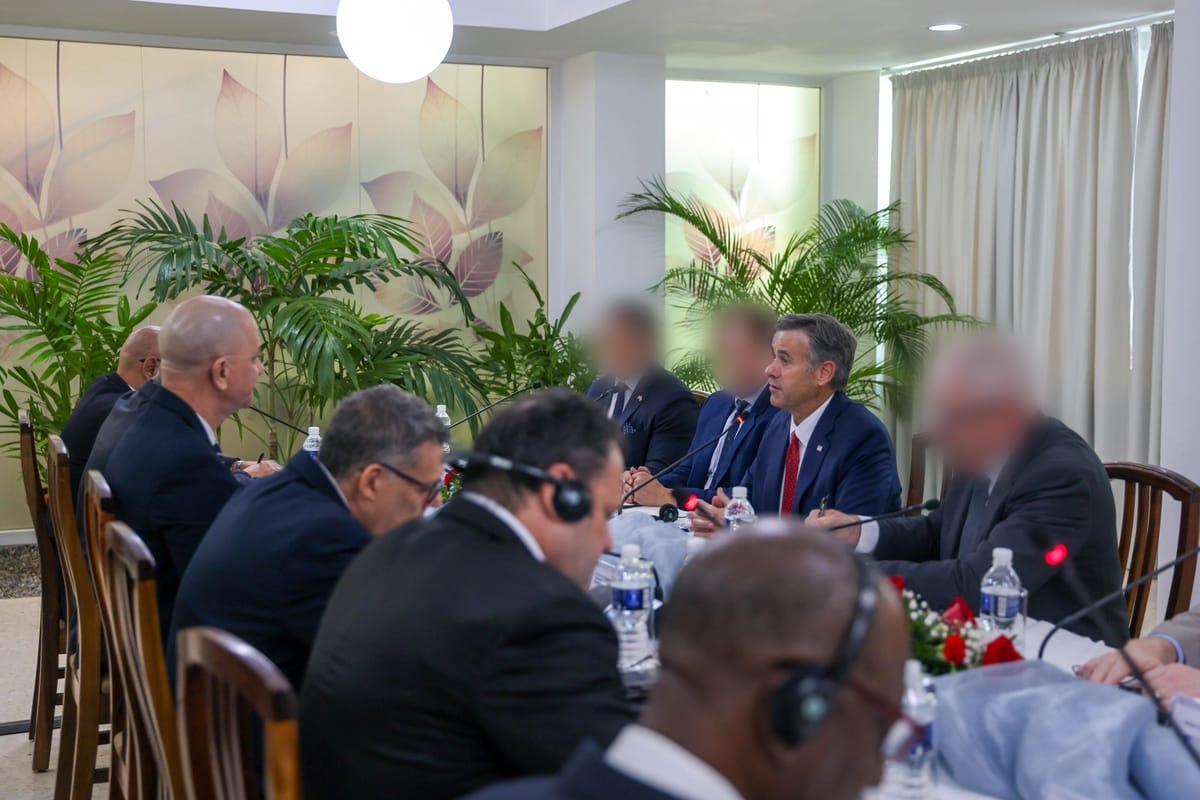 La Agencia Central de Inteligencia (CIA) de EEUU publicó una serie de imágenes del encuentro de alto nivel en la Habana (Cuba). Foto: CIA