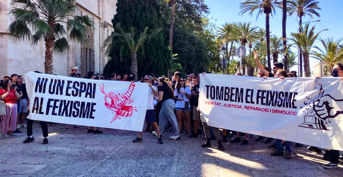 Concentración antifascista ayer en Palma, Mallorca. Foto: HORITZÓ SOCIALISTA