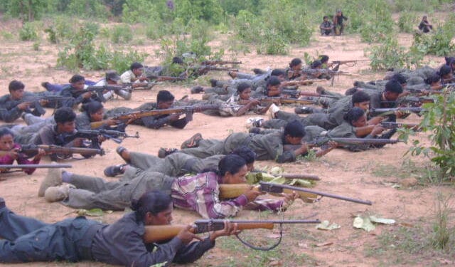Emboscada naxalita en Chhattisgarh contra el Ejército indio