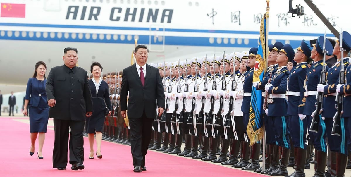 Kim Jong Un y Xi Jinping en Pionyang, 2019. Foto: Korean Central News Agency-AP