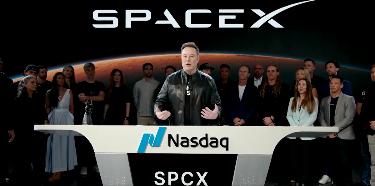 Elon Musk durante la salida a bolsa de SpaceX, viernes 12 de junio, Starbase, Texas. Foto: Reuters