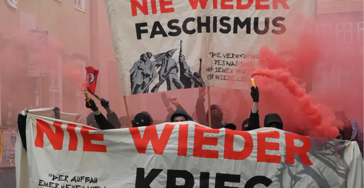 Un neonazi apuñala a un joven antifascista en Alemania