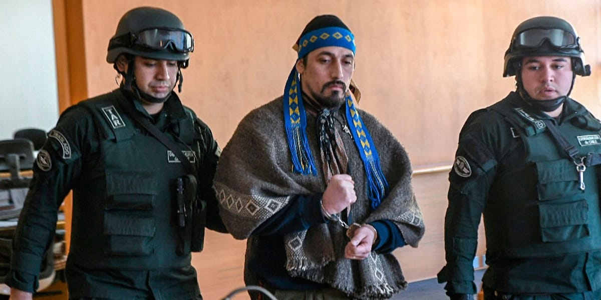 Jones Huala durante su juicio. Foto: opisantacruz.com.ar